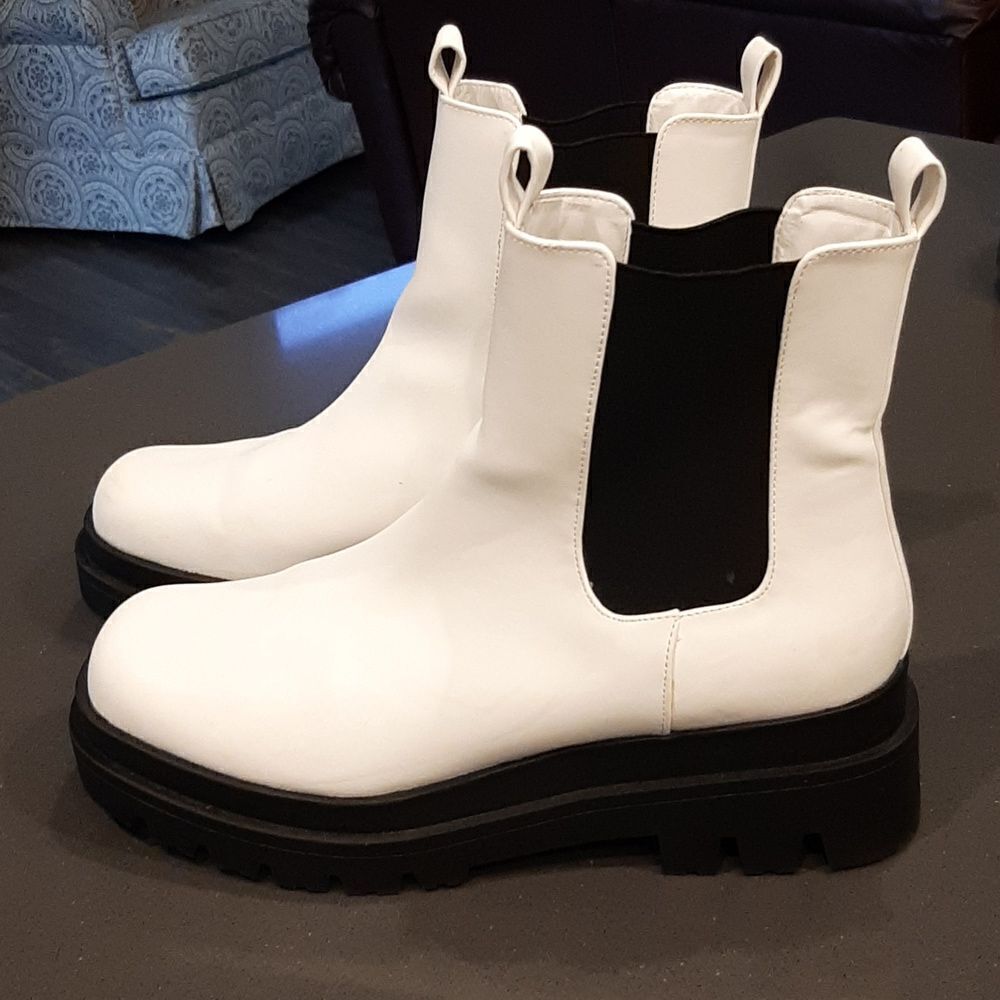 Men's White Chelsea Boots with Black Lug Sole - Picture 2 of 9